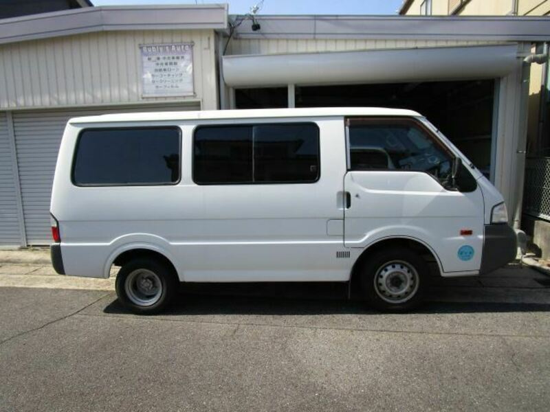 BONGO VAN-6