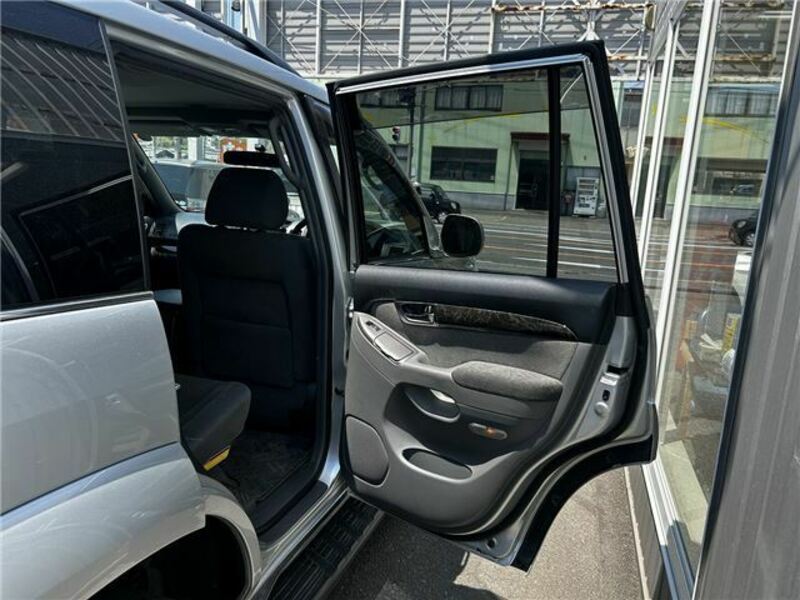 LAND CRUISER PRADO-22