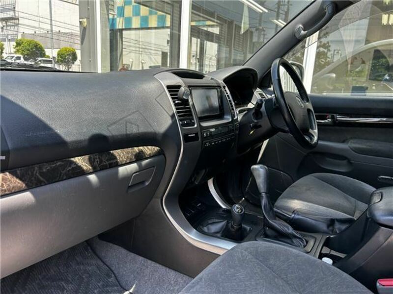 LAND CRUISER PRADO-29