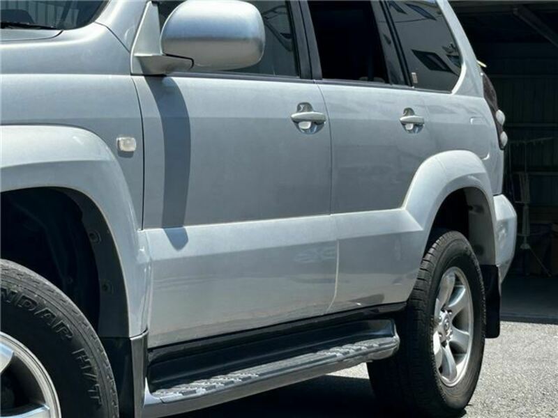 LAND CRUISER PRADO-36
