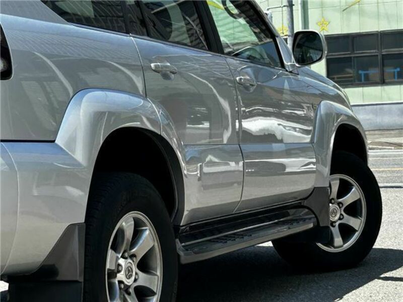 LAND CRUISER PRADO-38