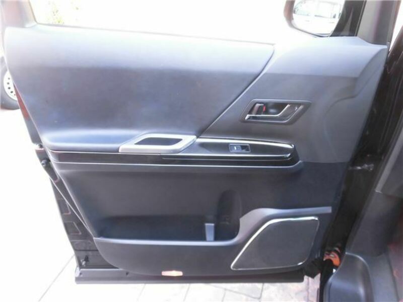 ALPHARD-12