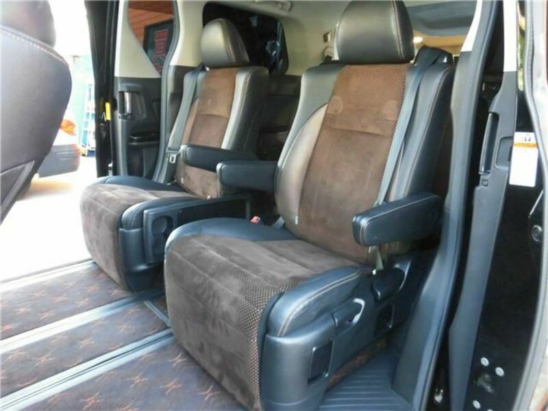ALPHARD-22