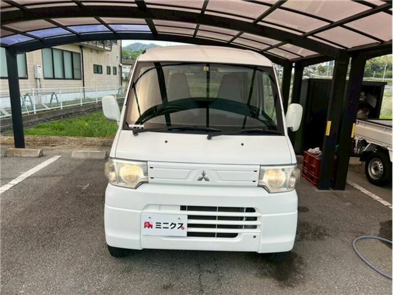 MINICAB VAN-9