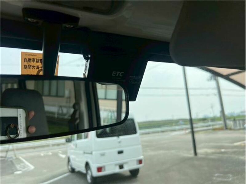 MINICAB VAN-17