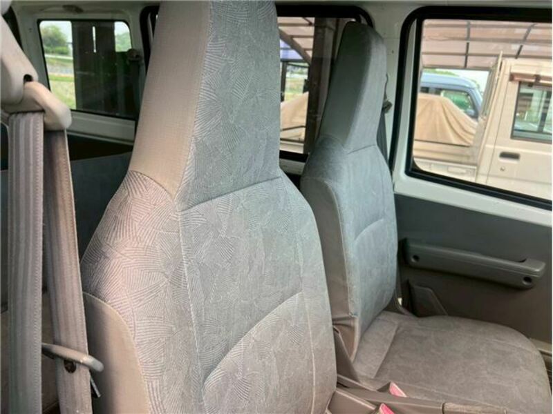 MINICAB VAN-18