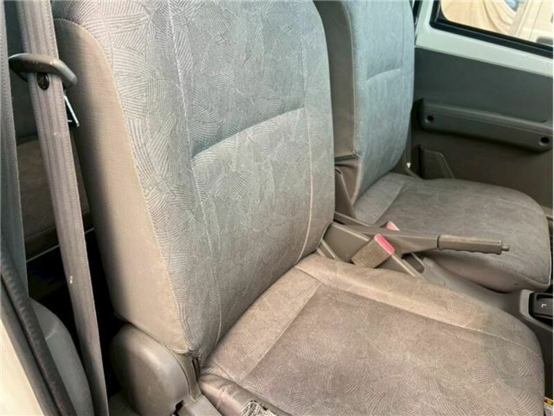MINICAB VAN-19