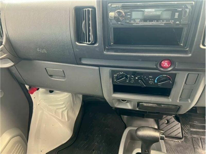 MINICAB VAN-22