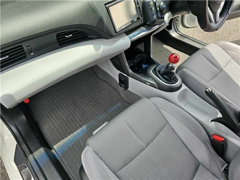 CR-Z