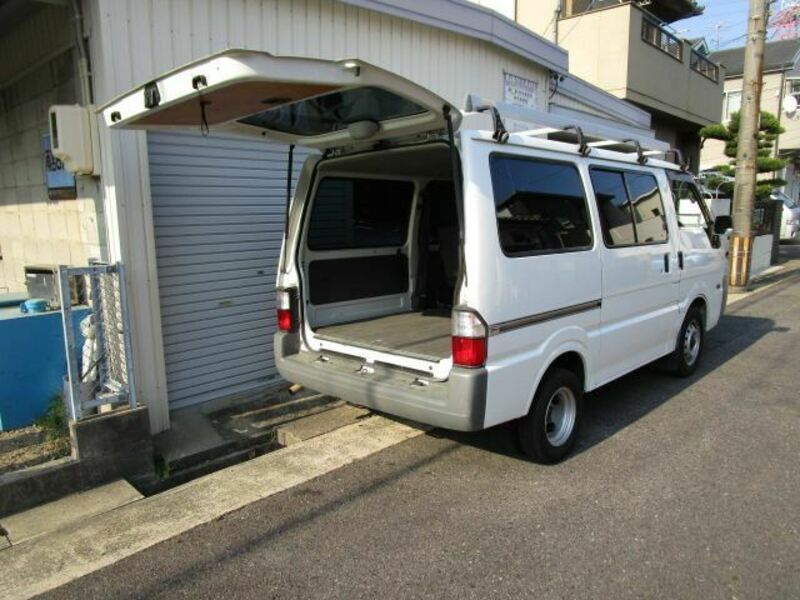 BONGO VAN