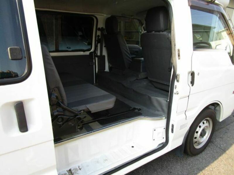 BONGO VAN