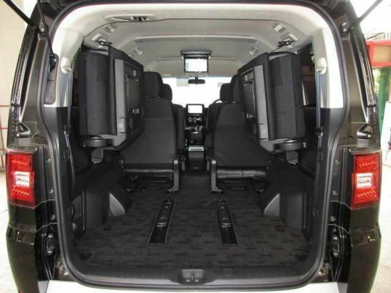 DELICA D5