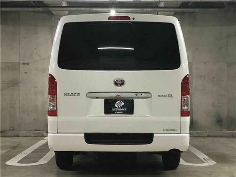 HIACE VAN