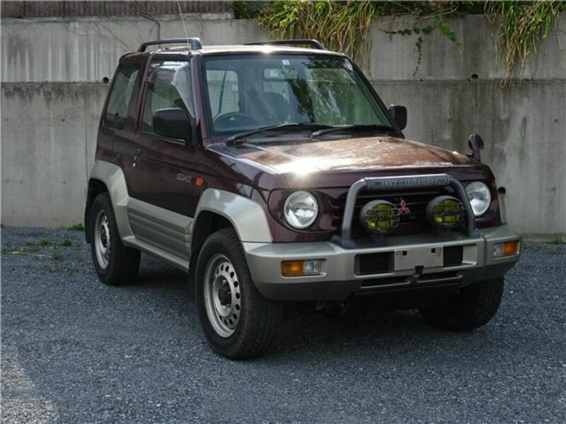 MITSUBISHI PAJERO JR