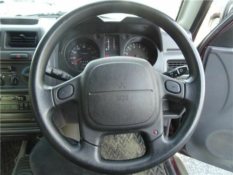 PAJERO JR