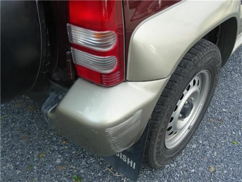 PAJERO JR