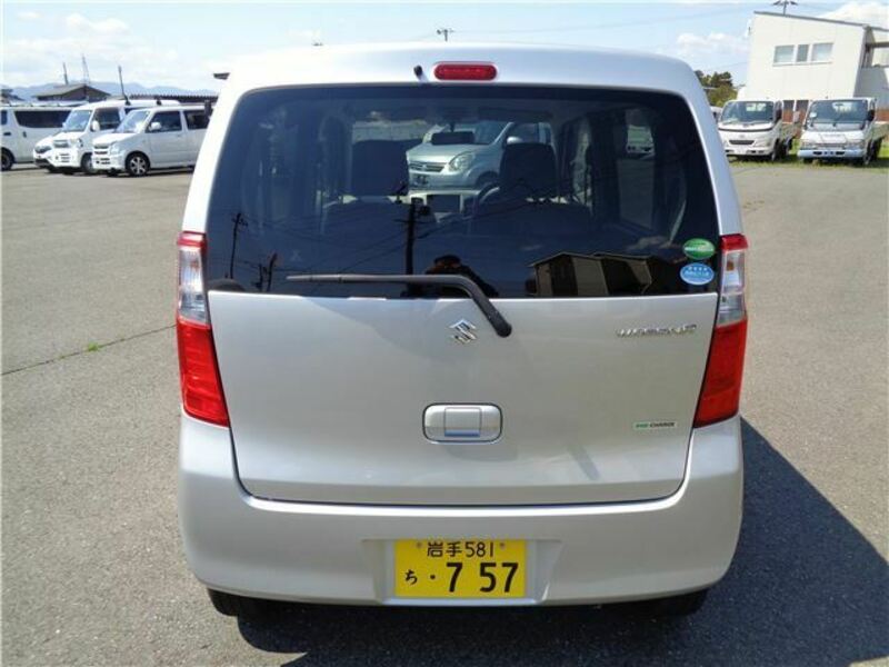 WAGON R