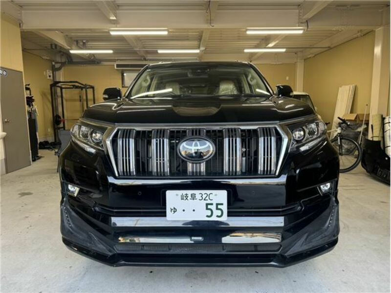 LAND CRUISER PRADO-3