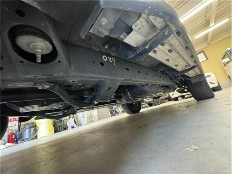LAND CRUISER PRADO-19