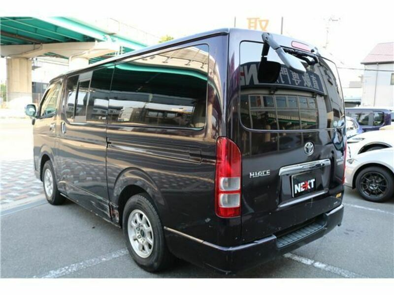 HIACE-4