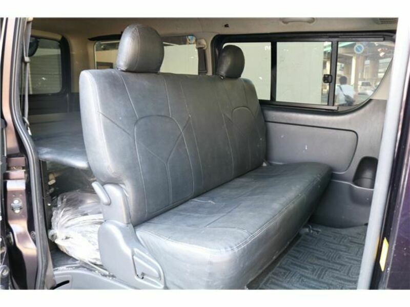 HIACE-8