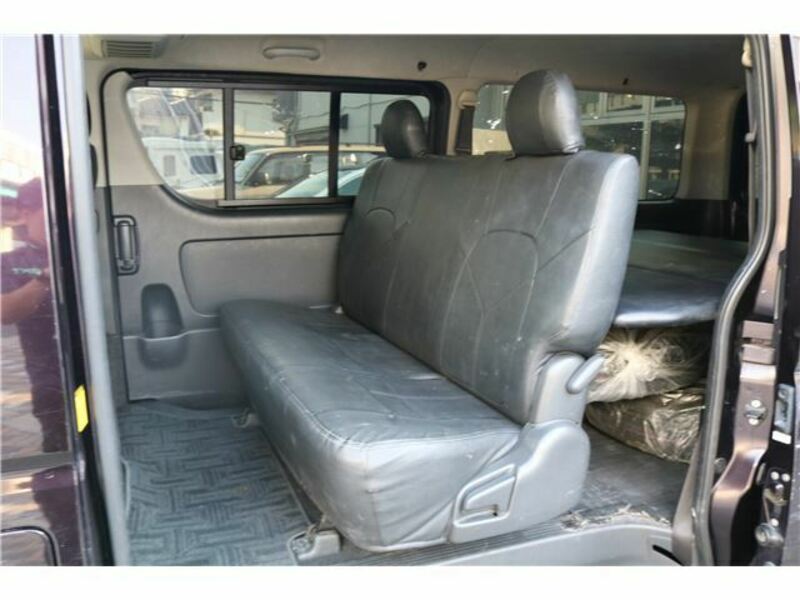 HIACE-10
