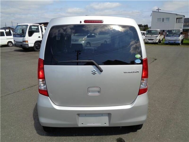 WAGON R-11