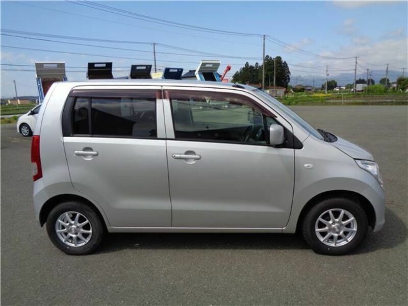 WAGON R-13