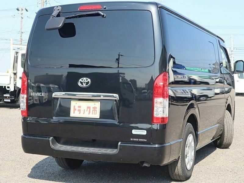 HIACE VAN-1