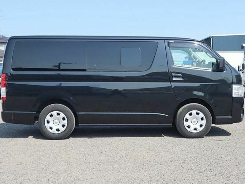 HIACE VAN-7