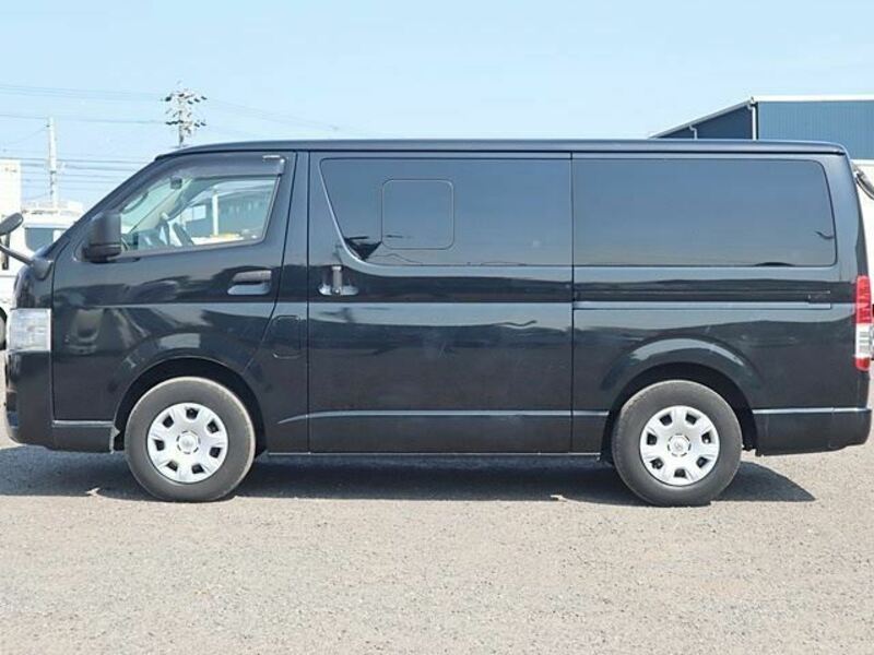 HIACE VAN-8