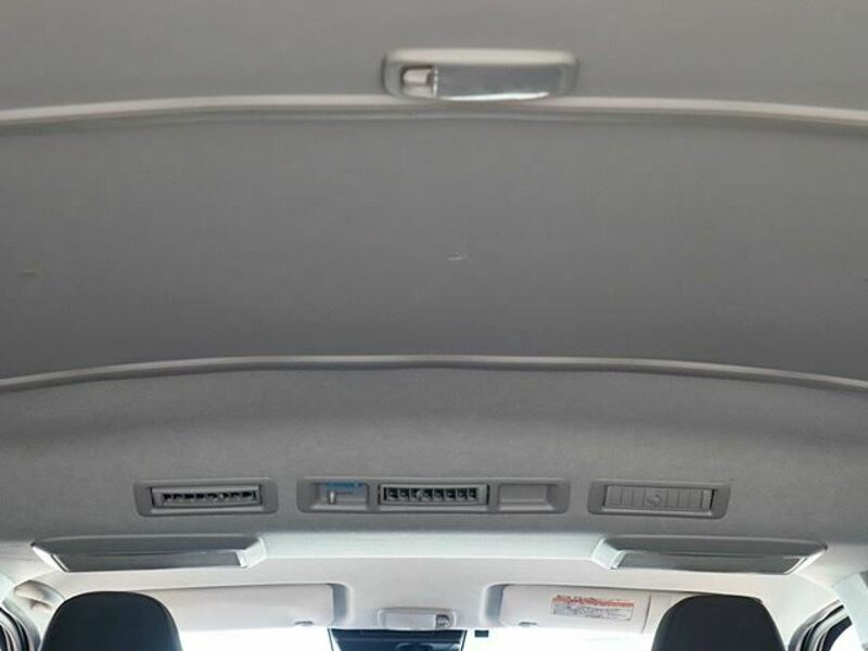 HIACE VAN-12