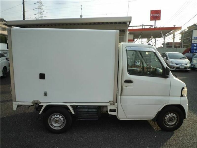 MINICAB TRUCK-11