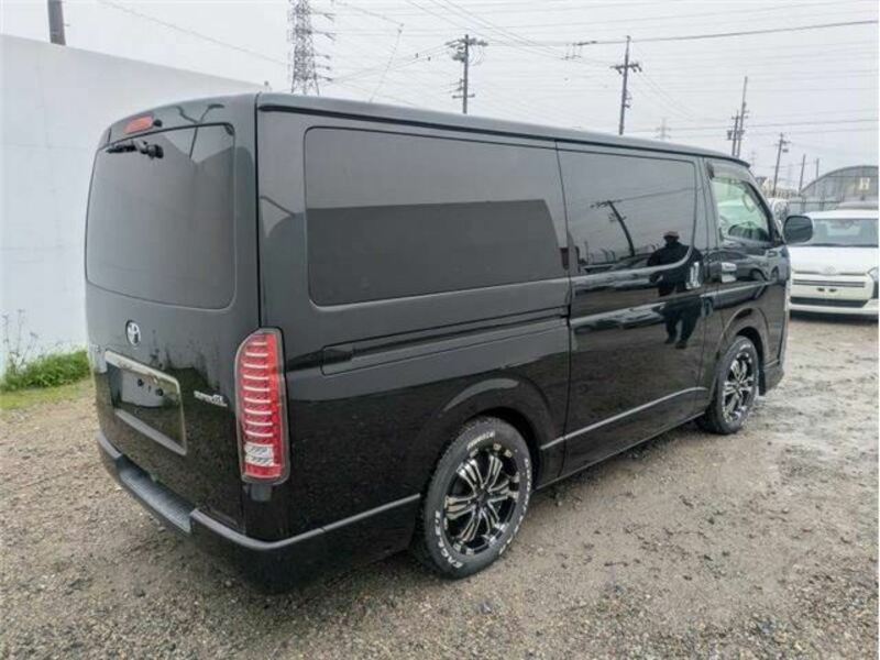 HIACE VAN-4