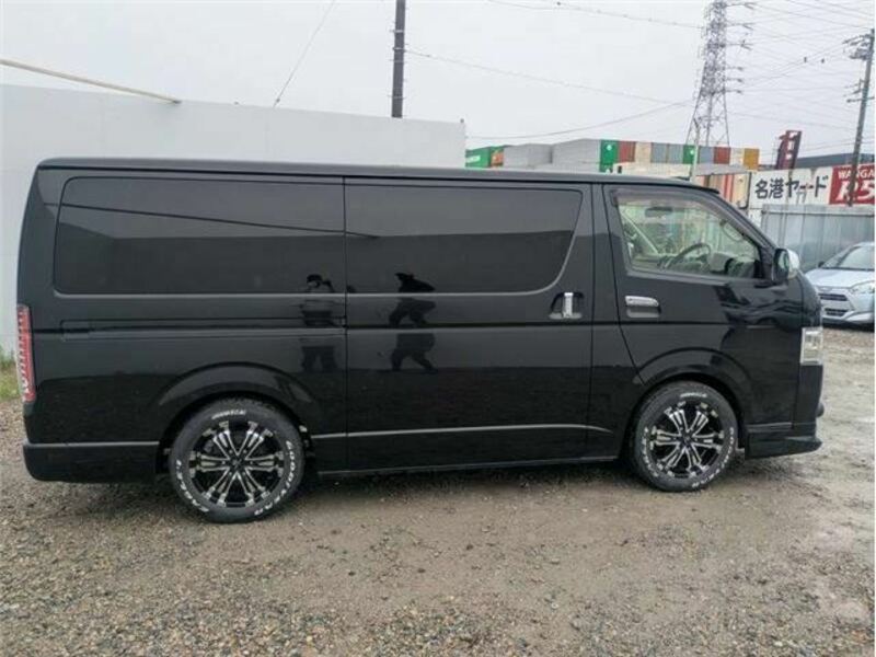 HIACE VAN-8