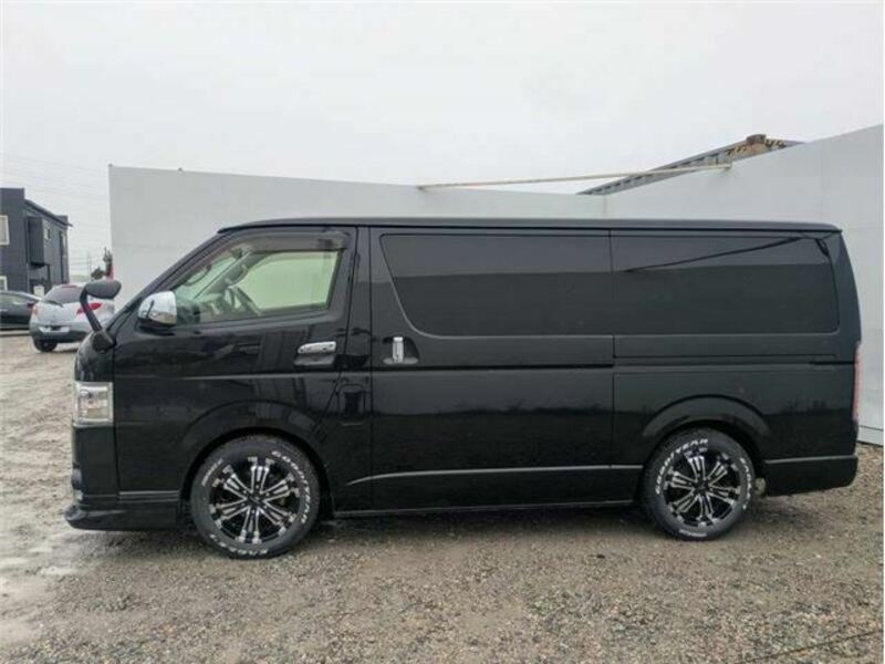 HIACE VAN-9