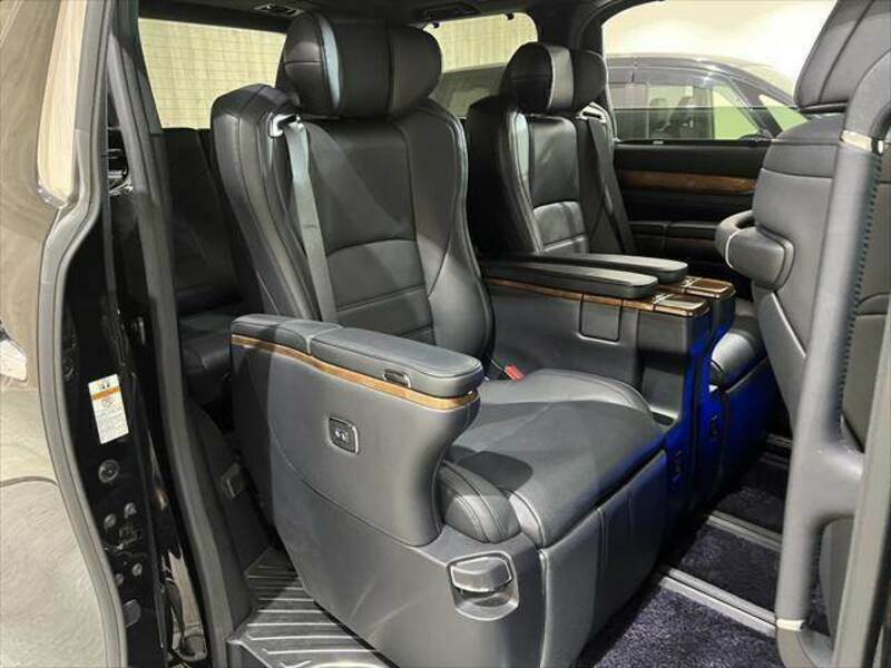 ALPHARD-11