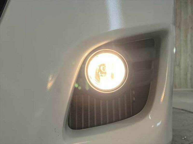 NV350 CARAVAN-11
