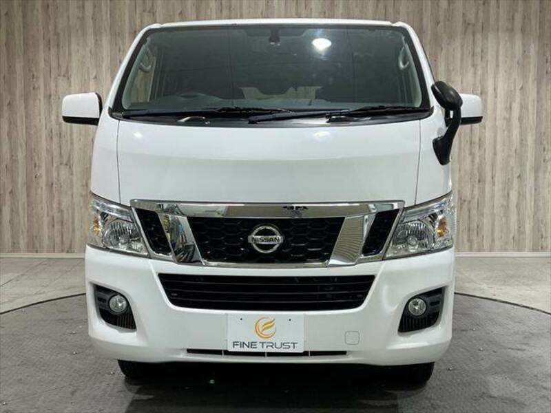 NV350 CARAVAN-13