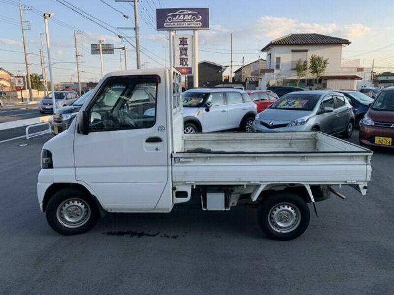 CLIPPER TRUCK