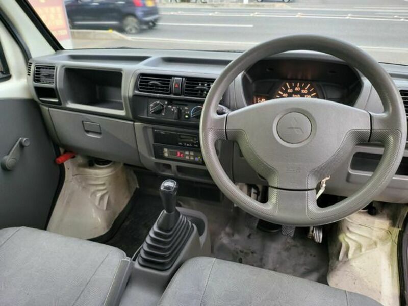 MINICAB TRUCK