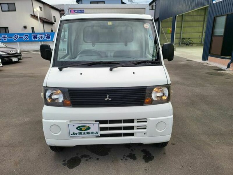 MINICAB TRUCK