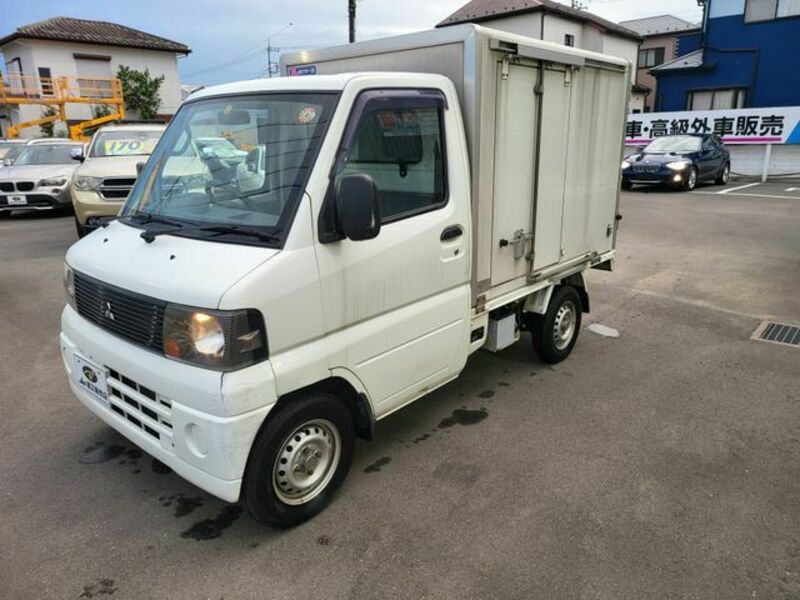 MINICAB TRUCK