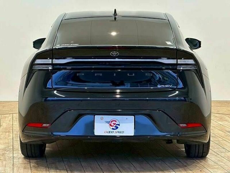 PRIUS PHV