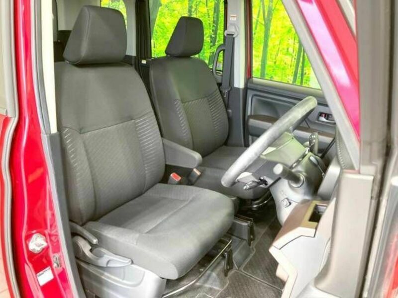 ROOMY