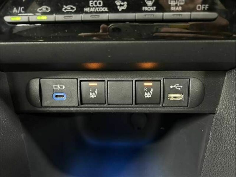 YARIS CROSS-5