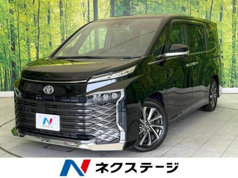 TOYOTA　VOXY