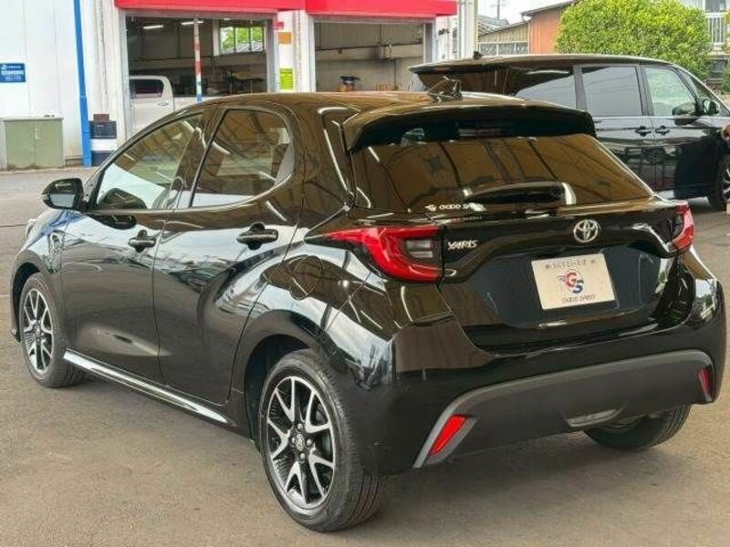 YARIS