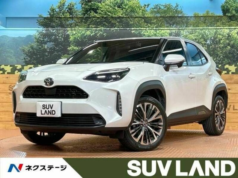 YARIS CROSS