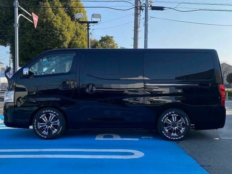 NV350 CARAVAN